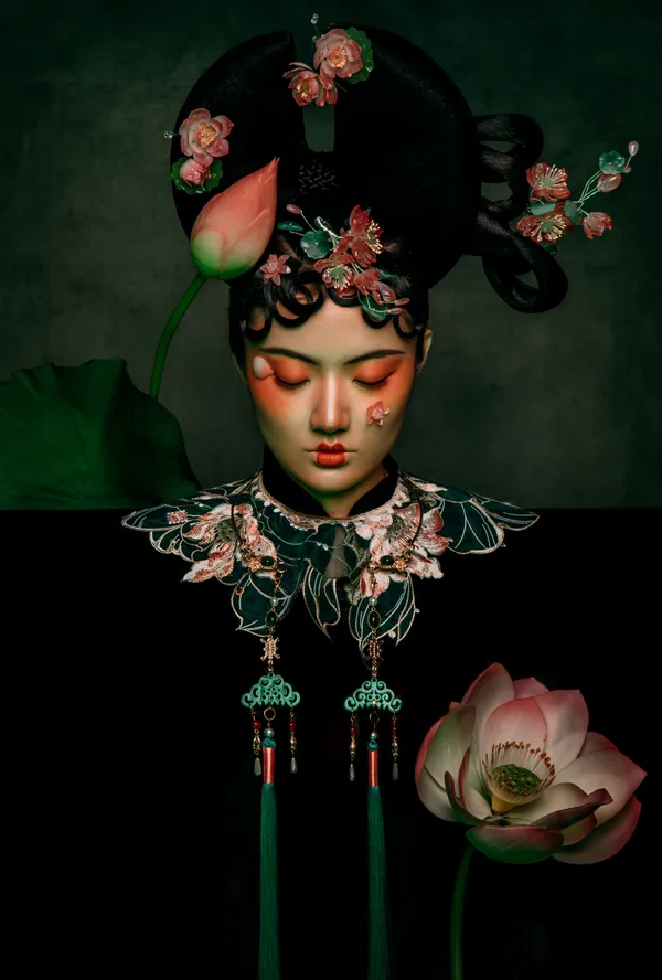 Lotus Adornmen thumbnail