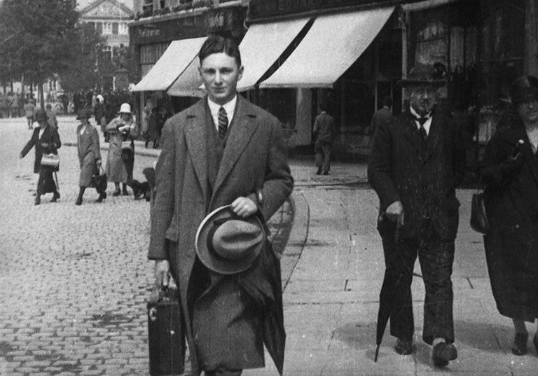 Max_Stern_in_Germany,_c._1925.jpg