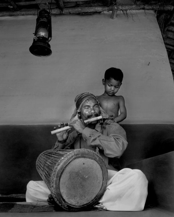 "LITTLE LEARNER"
i TOOK THIS PICTURE IN A WEST BENGAL VILLAGE, MASHAGRAM, iNDIA. CAMERA:NIKON D-80, LENS: 18-135 thumbnail