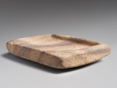 This marble mortar was originally found in the ancient city of Ma&#39;rib in 1984.