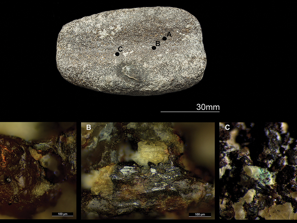 Microwear traces on a Bronze Age tool used for smoothing or polishing