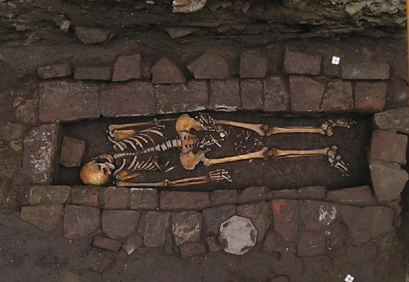 coffin birth