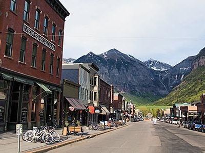 Telluride, Colorado is Aspen's younger, less glamorous, not so naughty sister.