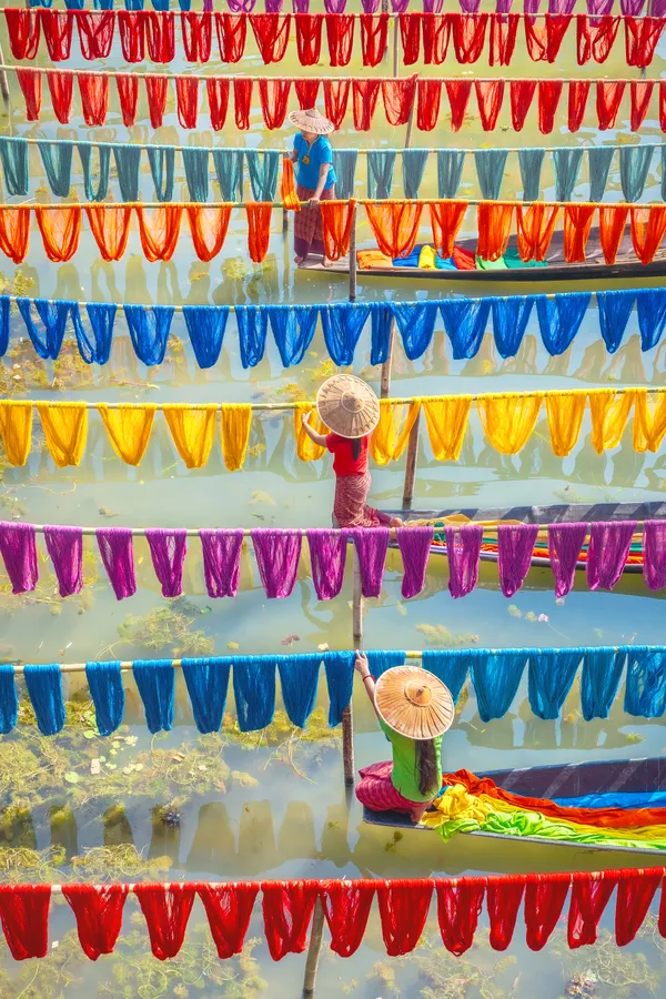 Colorful Threads on Inle Lake thumbnail