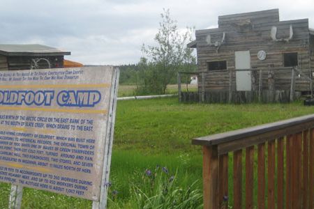 The aptly-named town of Coldfoot