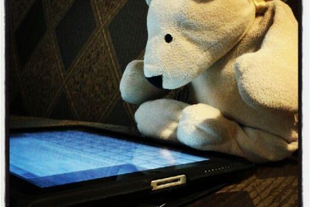 The lack of independently-moving fingers makes replying an arduous process.