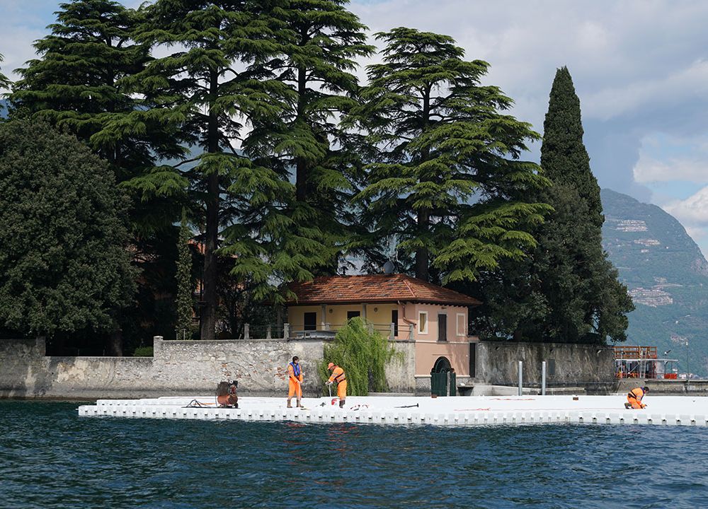 Christo - The Floating Piers