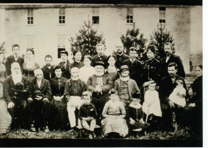 A historic photograph of Icarian colonists