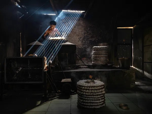 Where light meets tradition thumbnail