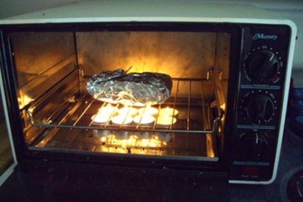 20110520090118Candle-Cooking-400x300.jpg