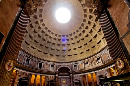 The oculus in the Pantheon.