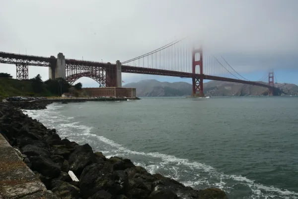 Golden Gate Bridge in the fog thumbnail