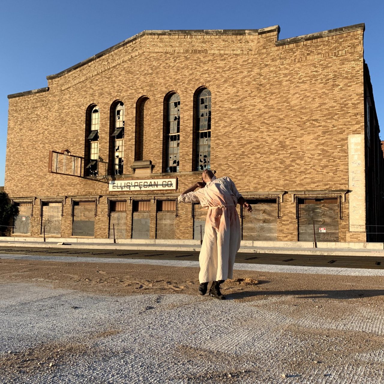 ガラスのスタンド(KKKのマーク) 【公式通販】