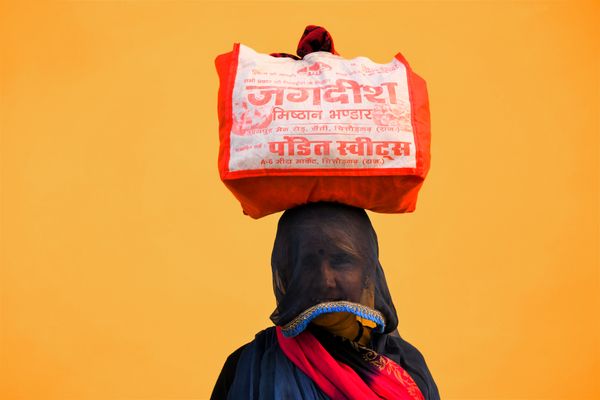 A pilgrim in Pushkar thumbnail