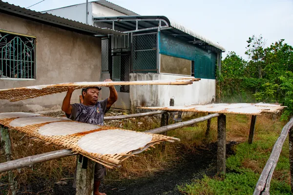 Drying the Rice Sheets thumbnail