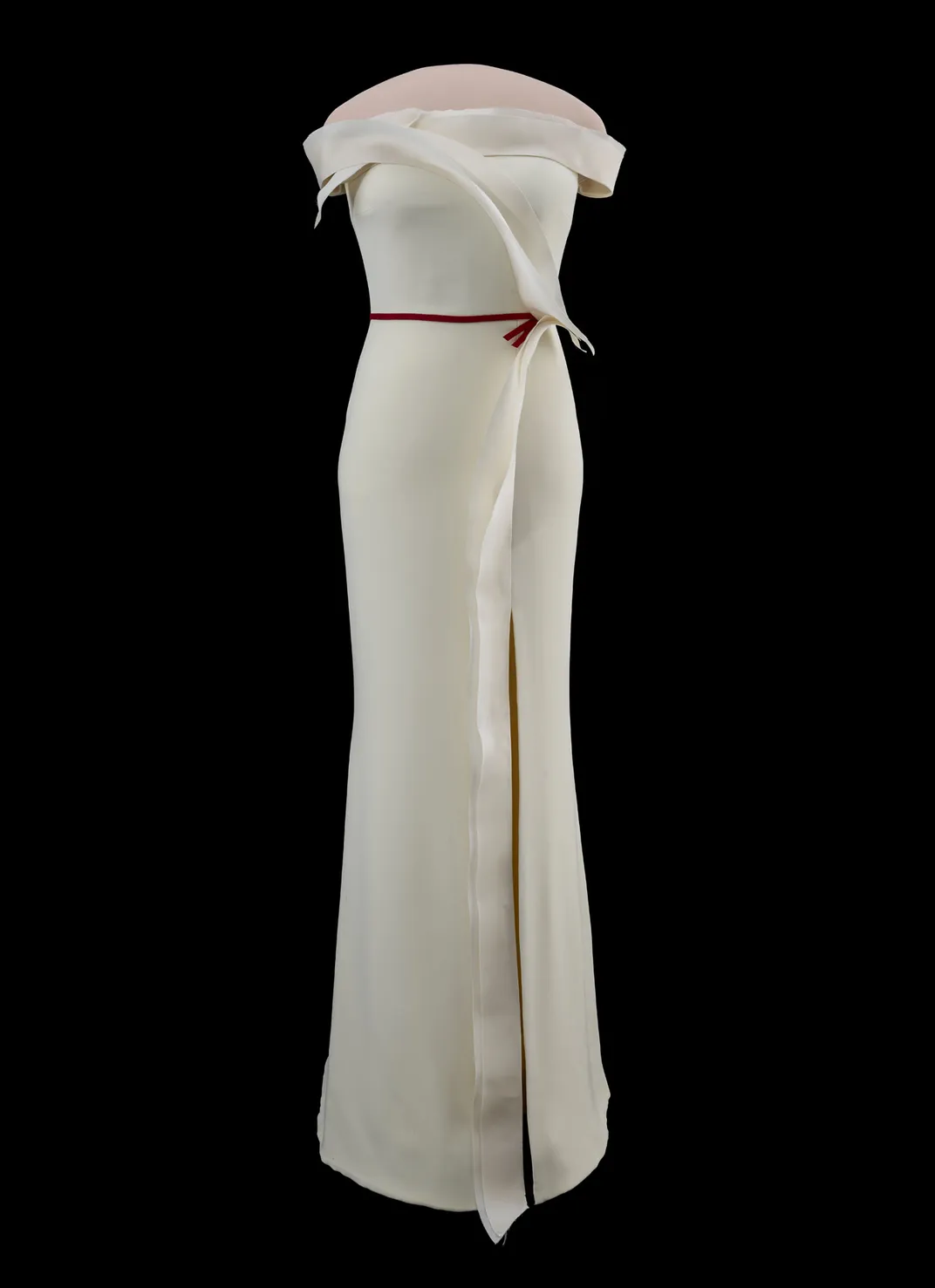 First Lady Melania Trump's second inaugural gown joins the Smithsonian  collection | Smithsonian Voices | National Museum of American History  Smithsonian Magazine