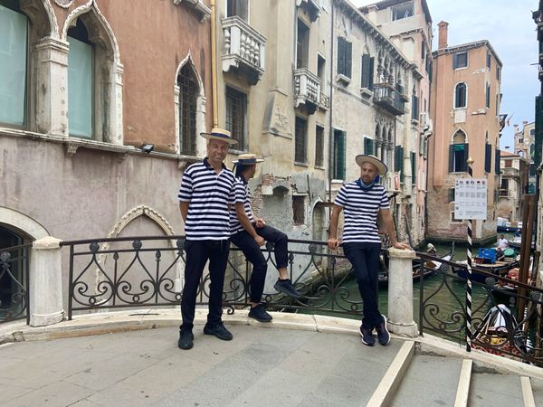 Gondoliers thumbnail