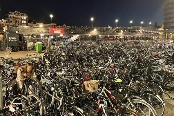 The challenge of finding your bike in Amsterdam thumbnail