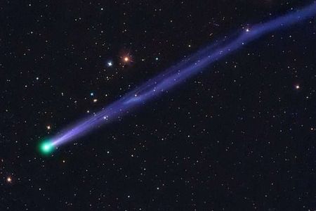 Comet 45P/Honda-Mrkos-Pajdušáková during its last pass in 2011