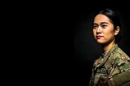 Army Reservist Xiao Meng Sun, who left China six years ago, believes that military training teaches one to meet challenges.