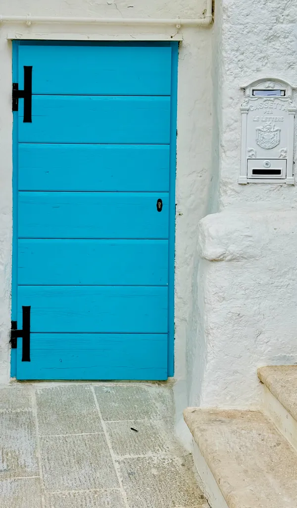 Sea blue door. thumbnail