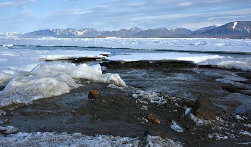 An image of ice and snow on a Island located in northern Greenland.