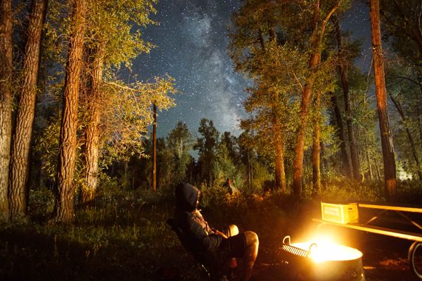 Campfire under the stars thumbnail