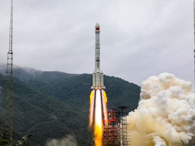 A Long March-3B carrier rocket blasts off from the Xichang Satellite Launch Center on October 24, 2021.&nbsp;