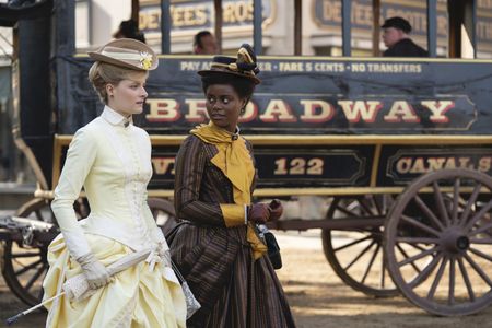 In the show, the promises and tensions of emerging modern life can be seen most vividly through the eyes of two invented characters: Marian Brook (Louisa Jacobson), Agnes&rsquo; poor niece who has come to stay with the van Rhijns, and Peggy (Den&eacute;e Benton), Agnes&rsquo; Black secretary.