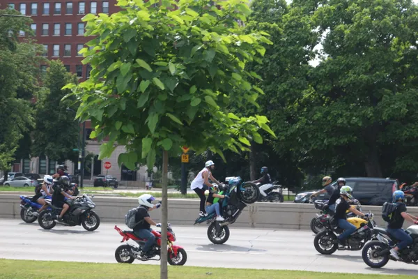 Rough Riding on Lake Shore Drive thumbnail