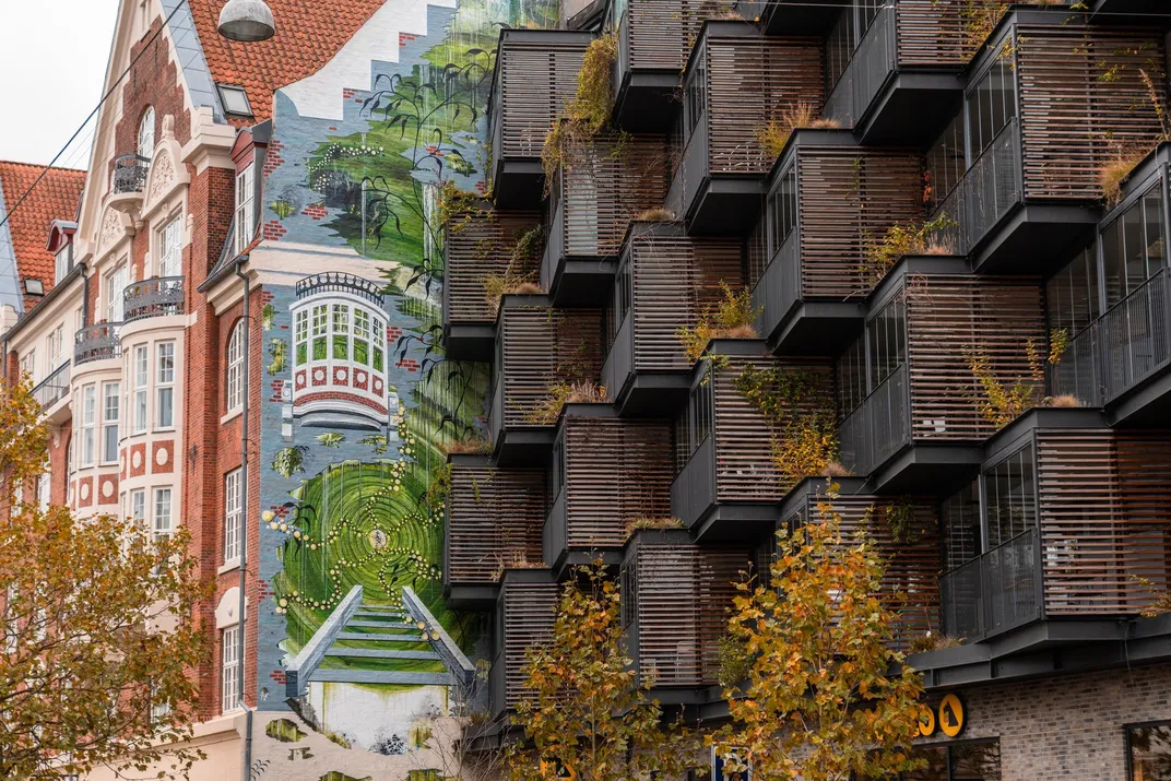 Blending new with old architecture in Copenhagen. Credit: Copenhagen Media Center/Daniel Rasmussen