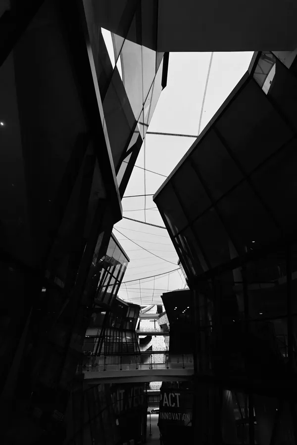 Geometric Rhythm: LASALLE Ceiling thumbnail