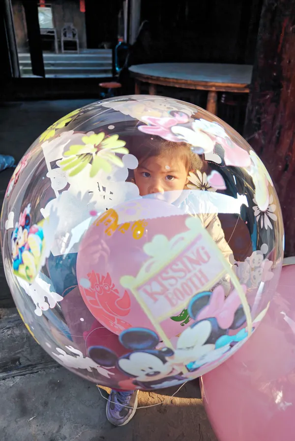 balloon girl thumbnail