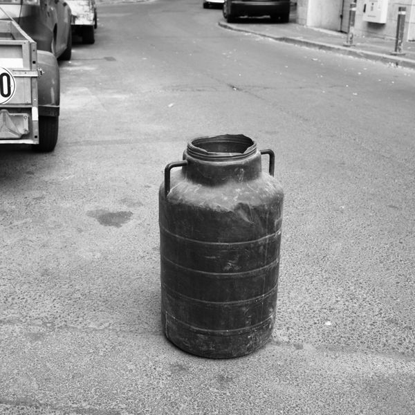 Sculptures of Everyday Resistance: Improvised Acts of Ownership in Bucharest’s Streets thumbnail