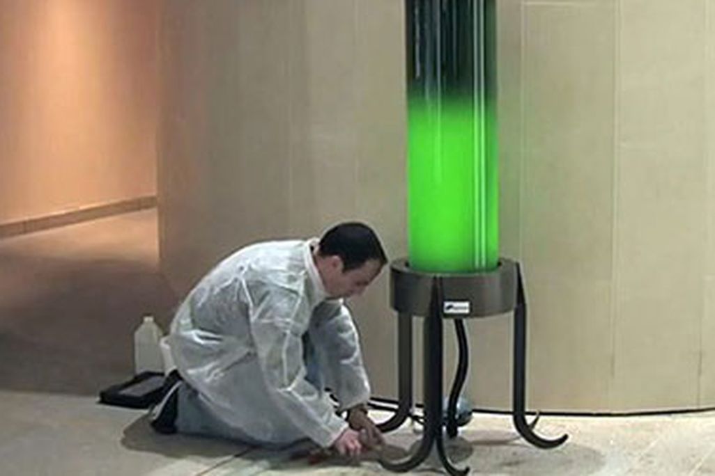 20131022010106algae-street-lamp-web.jpg