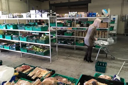 This grocery store's shelves are lined with 100% wasted food. 