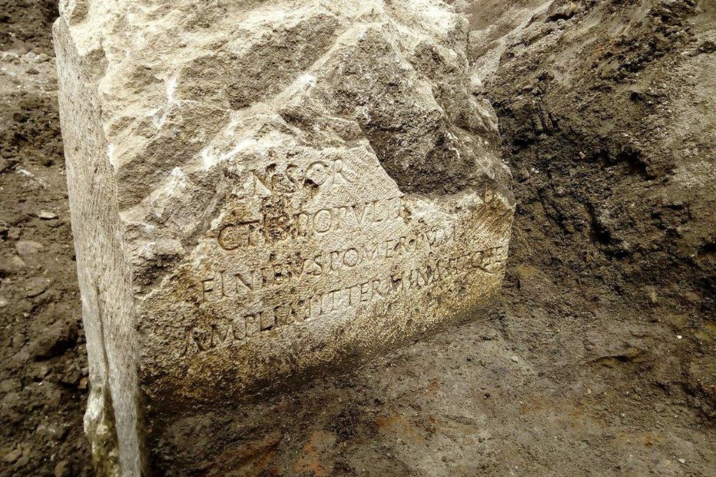 Boundary stone found in Rome, in situ