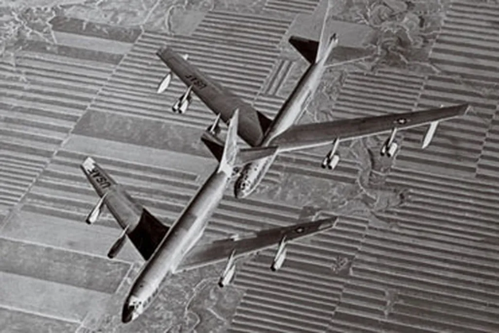 above-388-sept06.jpg