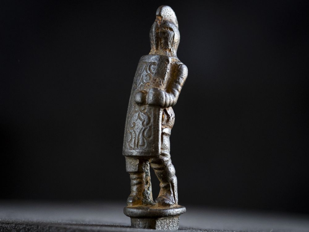 gladiator figurine