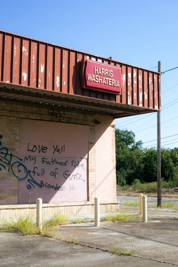 Harris Washateria thumbnail