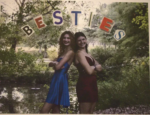 Besties thumbnail