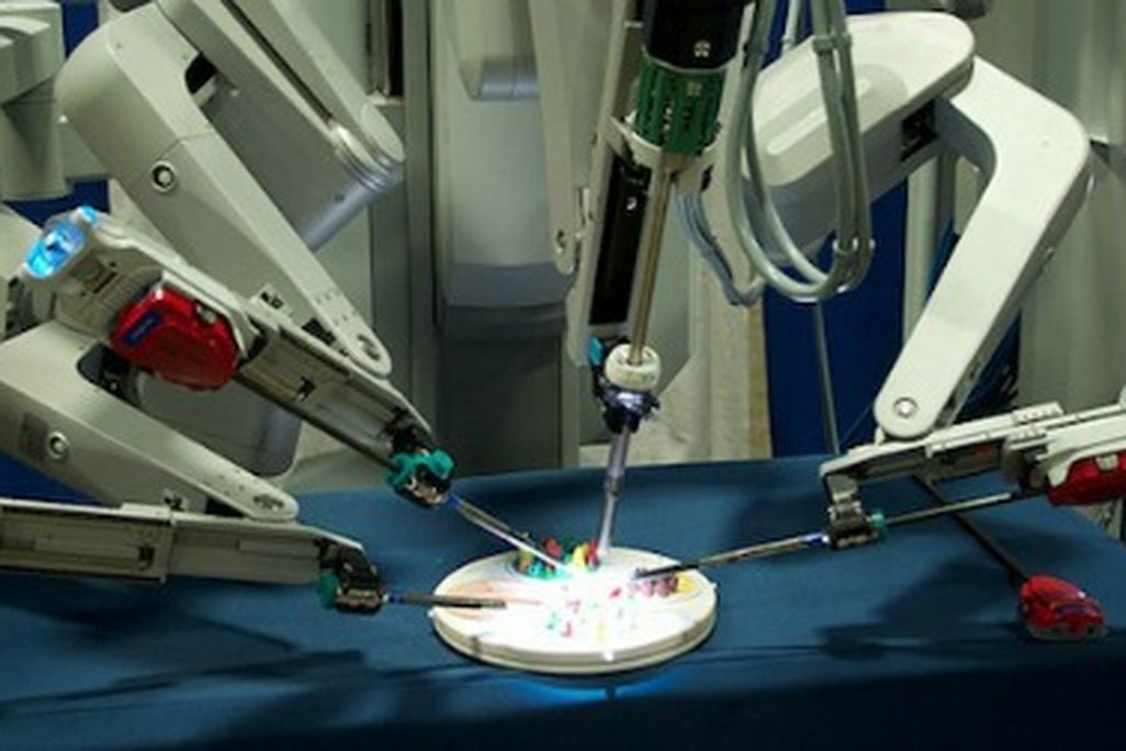 robot-gamer-sugery-470.jpg