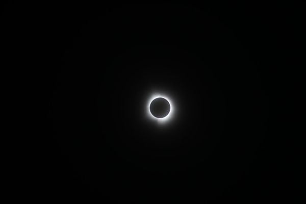 Total Eclipse thumbnail