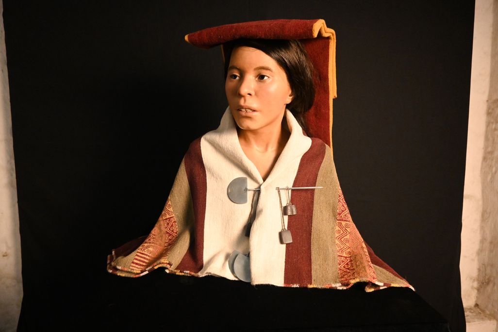 Facial reconstruction of Inca teenager