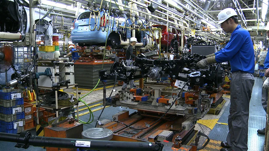 Nissan-factory.jpg