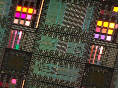 Close up of a processor for a D-Wave quantum computer.
