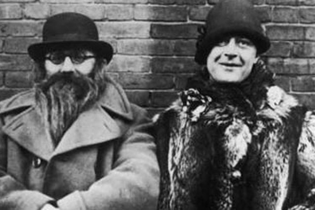 Izzy Einstein (left) and Moe Smith share a toast in New York City