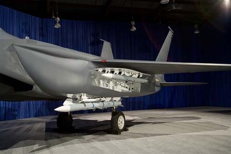 Boeing Unveils New International F-15 Configuration -- the F-15SE