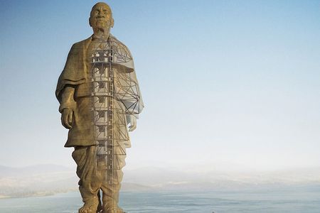 A rendering of the Statue of Unity.