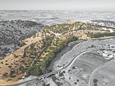 Oued Beht, highlighted in color